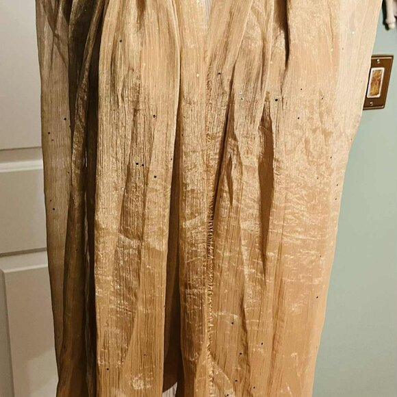 NWT Handmade Golden Sparkle Scarf by Sana – Elegant Evening Style - Picture 5 of 12